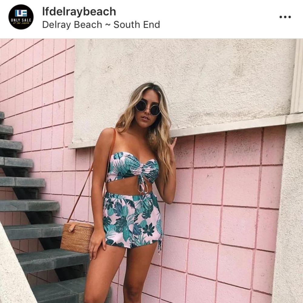 BNWT LF Tropical Top